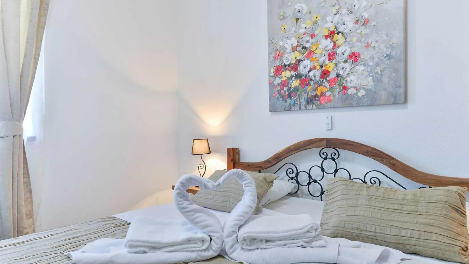 Villa Marinic With Private Pool , Zadar County Benkovac