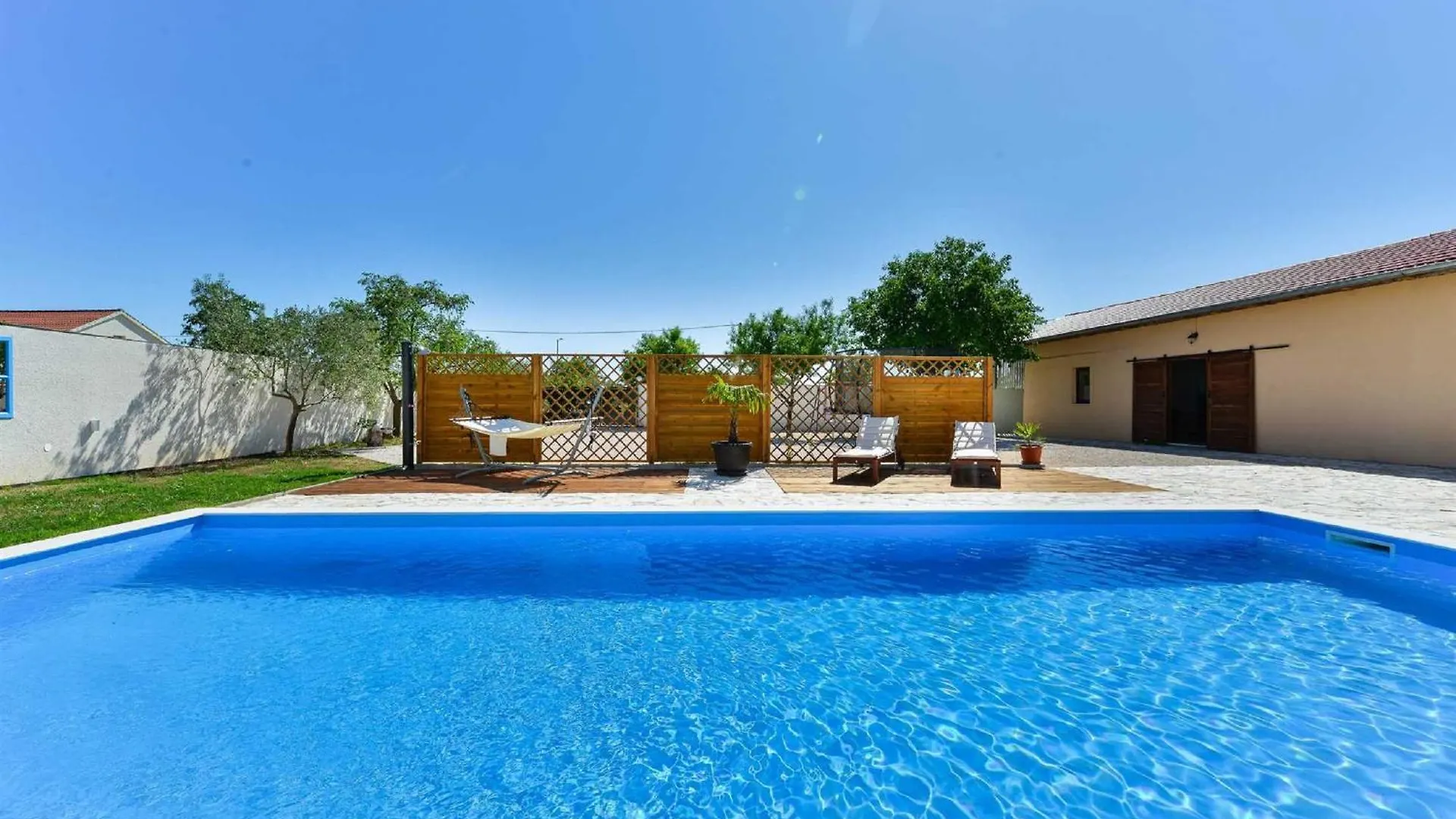 Villa Marinic With Private Pool , Zadar County Benkovac