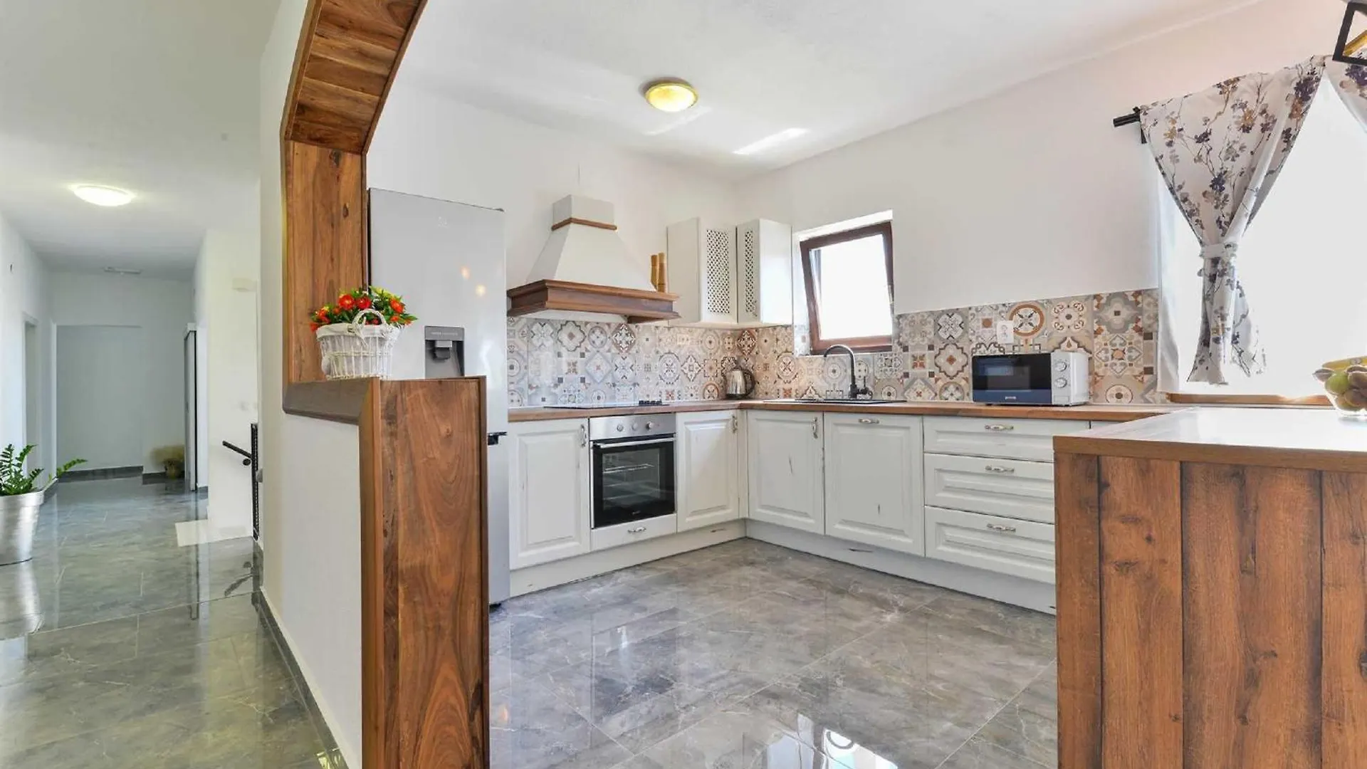 Villa Marinic With Private Pool , Zadar County Benkovac